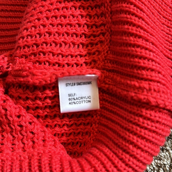 Halter Top - Picture 6 of 6